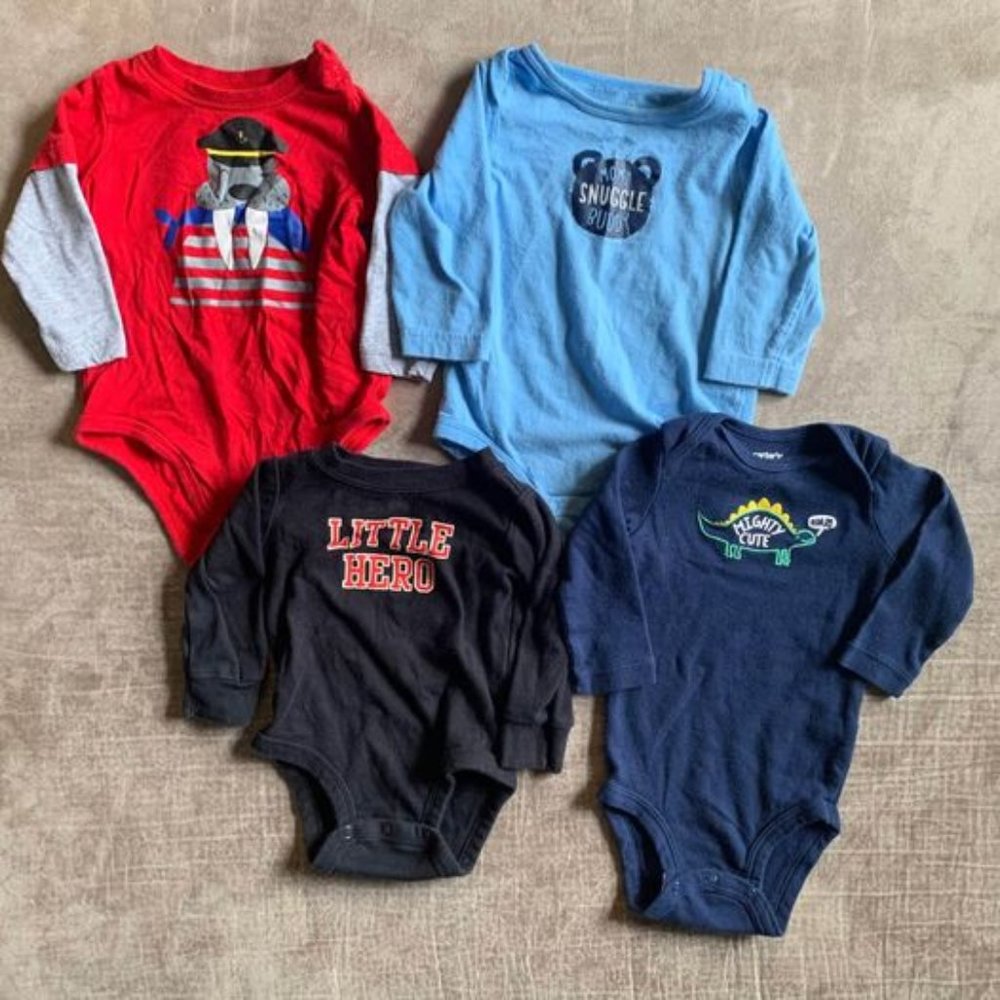 Long Sleeve Onesie (size 6 month)